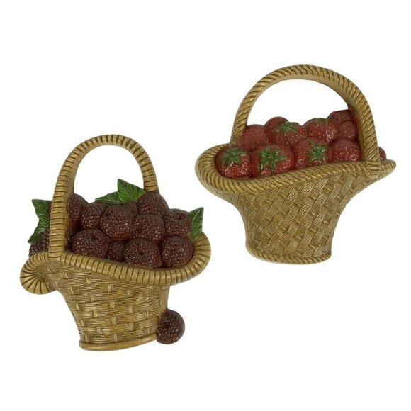 Burwood 1985 Fruit Basket Wall Plaques Strawberries Blackberries Plastic Decor - Picture 1 of 7